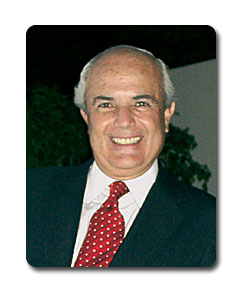 Eduardo J. Razzeto