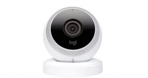 Logitech presentó Logi Circle Home Security Camera, una solución doméstica con una aplicación para celulares, cuya finalidad es mantener al usuario pendiente de la seguridad de la casa.
