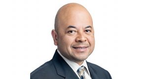En el sector de videovigilancia las cámaras IP no están expuestas a las mismas amenazas que una PC ya que no cuentan con usuarios que inicien sesión, que instalen software, visiten páginas web o abran archivos adjuntos de correo electrónico. Sin embargo, estos equipos poseen características que un hacker avanzado podría llegar a utilizar como plataforma para otros ataques.