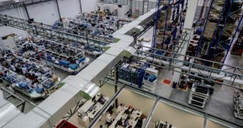 Bematech unifica operaciones en nueva sede y enfoca su actuación en IoT En su camino a la transformación digital, Bematec, empresa del Grupo Totvs, unificó sus operaciones en una sola matriz ubicada en Brasil, estrategia con la que refuerza su apuesta por el mercado de IoT (Internet de las Cosas), aseguró.
