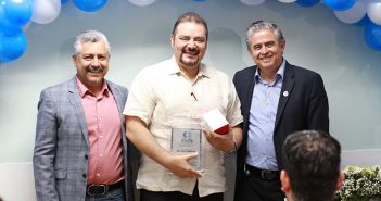 Festeja Grupo CVA el compromiso de sus colaboradores En agradecimiento a la fidelidad y trabajo de los colaboradores con más de cinco años de antigüedad dentro del Grupo CVA, el mayorista hizo entrega de reconocimientos.