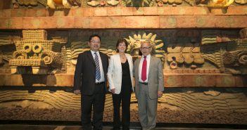Presentan Secretaría de Cultura, INAH y Samsung experiencia en realidad virtual: Túnel de la Serpiente Emplumada, Teotihuacán