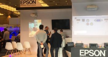 Epson presenta su tecnología de videoproyección en Bett Latin America 2018 Epson presenta su tecnología de videoproyección en Bett Latin America 2018