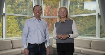 Con adquisición de Red Hat, IBM aspira al ser el proveedor de nube híbrida número uno