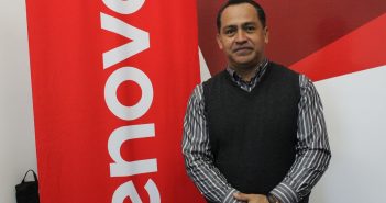 Lenovo abre al canal las puertas de su planta en Monterrey