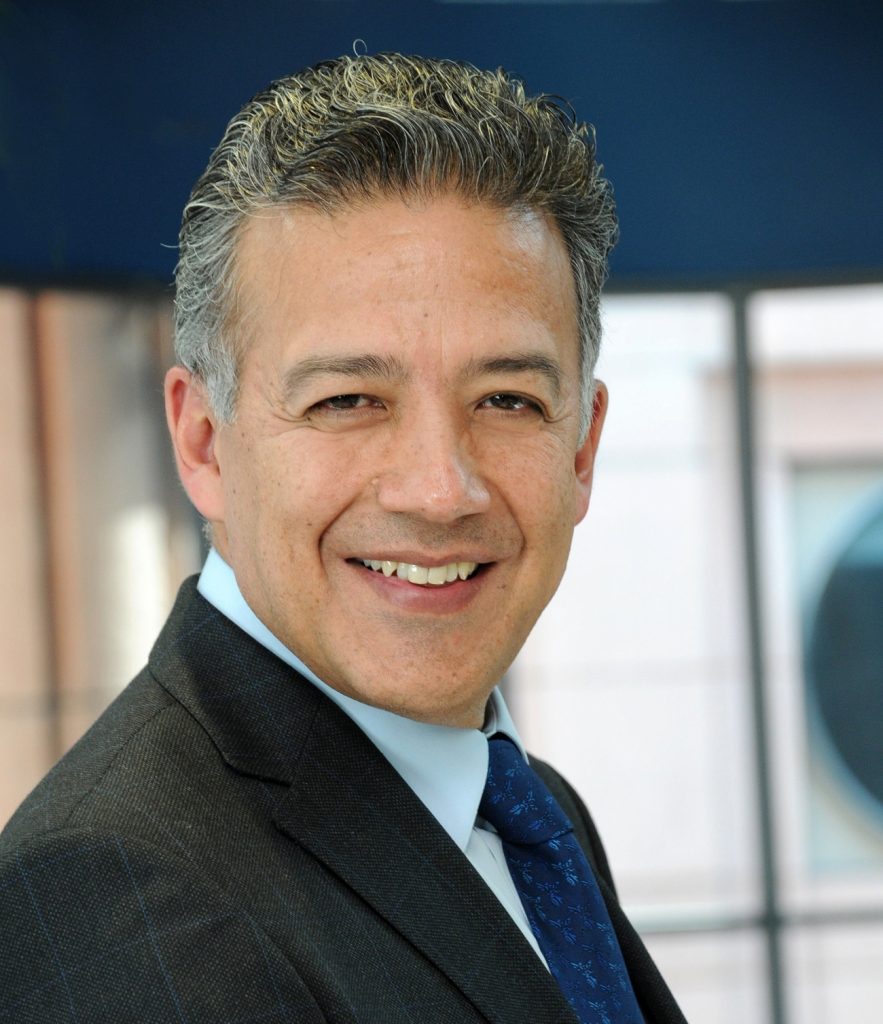 Enrique González eSemanal Noticias del Canal